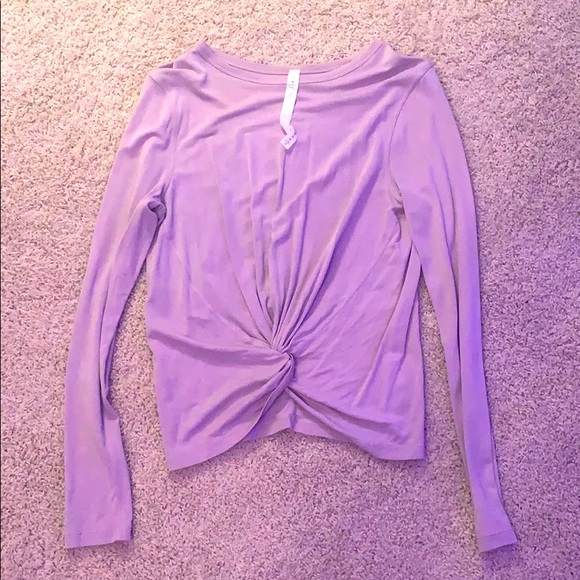 Lululemon shirt - Picture 1 of 3